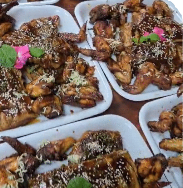 Royal Wings & Ribs Platter